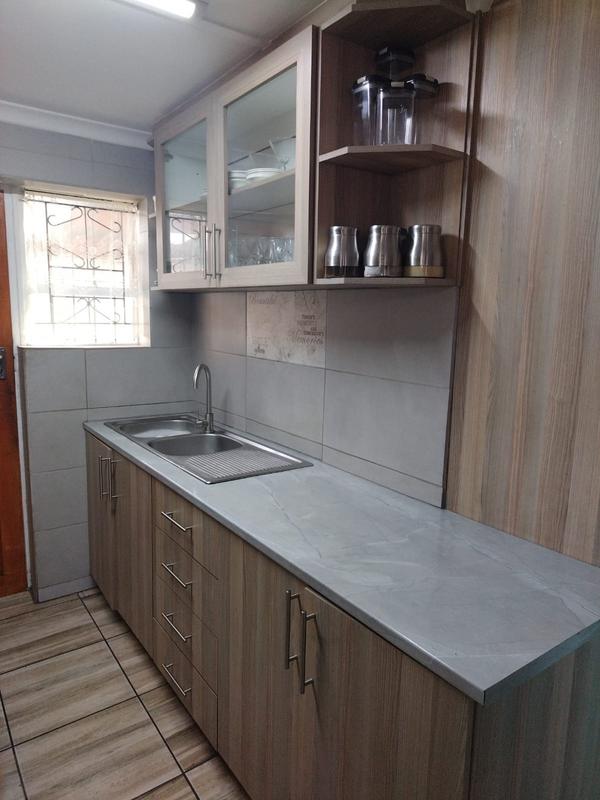 2 Bedroom Property for Sale in Portlands Western Cape